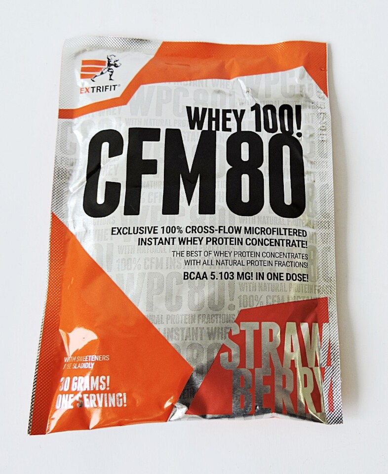 CFM Instant Whey 80 30 g strawberry, Extrifit